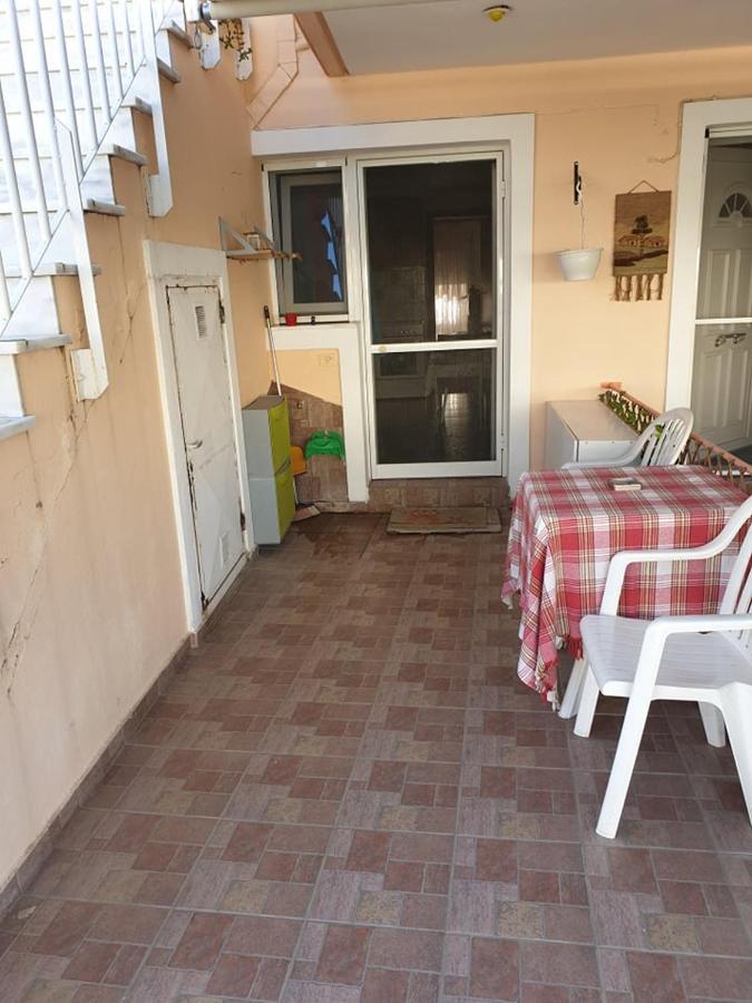 Anna Apartments Néa Péramos 외부 사진