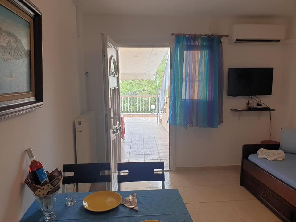 Anna Apartments Néa Péramos 외부 사진