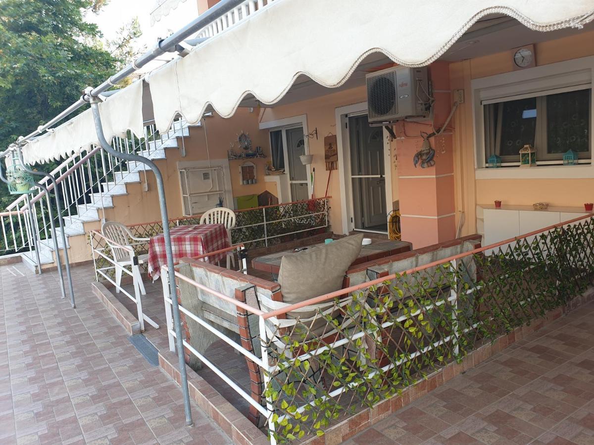 Anna Apartments Néa Péramos 외부 사진